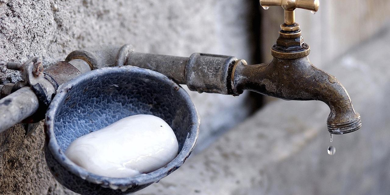 2. Pahami Apa Saja Fungsi Pipa Air dalam Bangunan Industri 2. Pahami Apa Saja Fungsi Pipa Air dalam Bangunan Industri